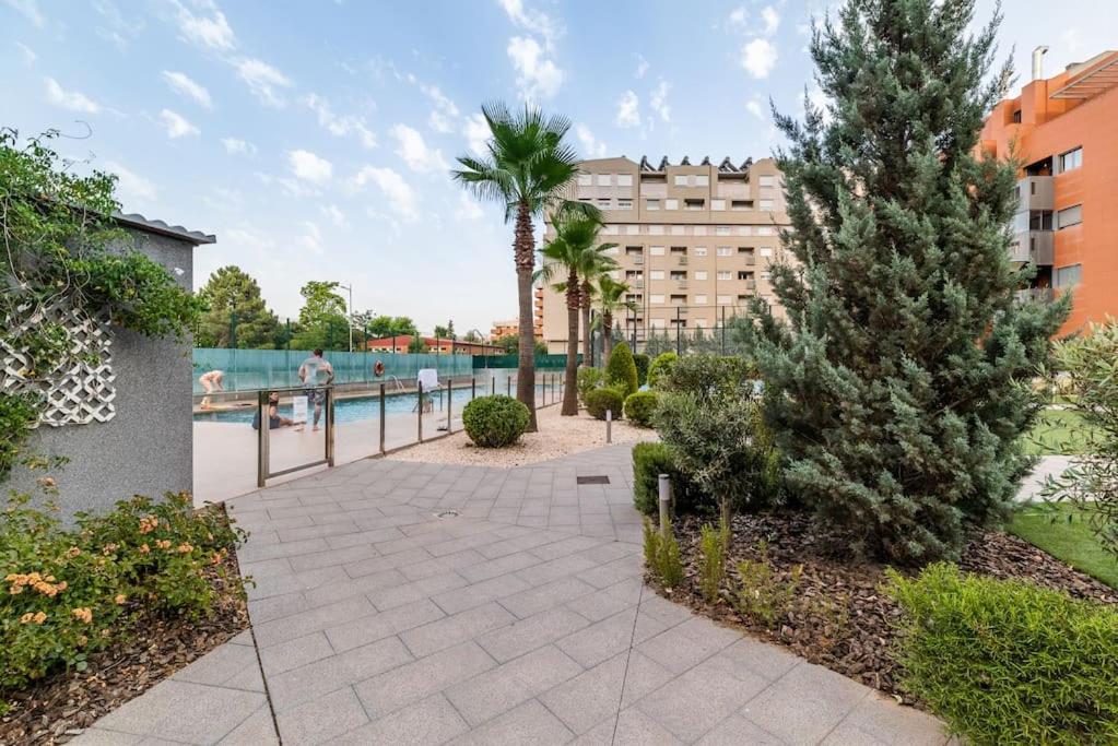 Moderno Apartamento Con Piscina Y Parking Гранада Экстерьер фото