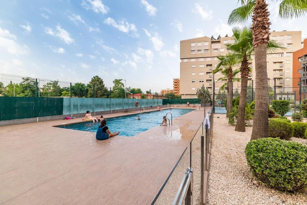 Moderno Apartamento Con Piscina Y Parking Гранада Экстерьер фото